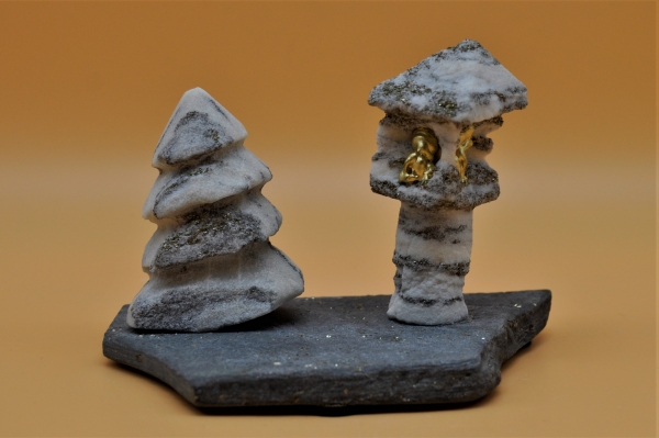 Goldmarmor Bildstock mit Tanne